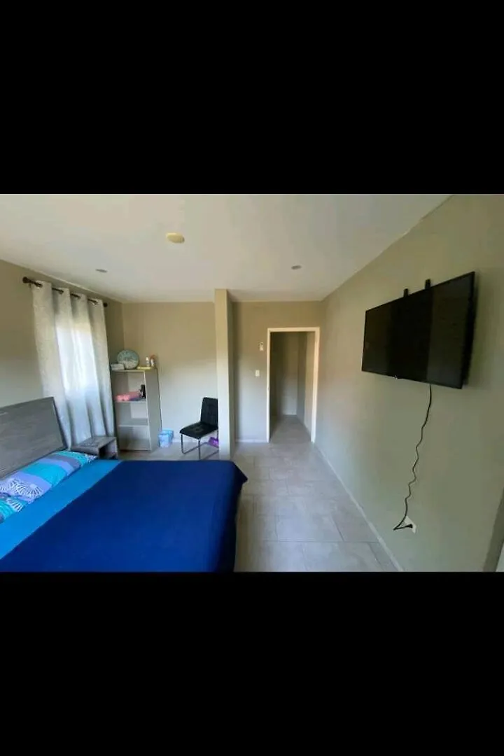 Moko Modern Studio Noord 0*,  Aruba